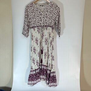 Chic Floral Maxi Dress in Cream and Purple